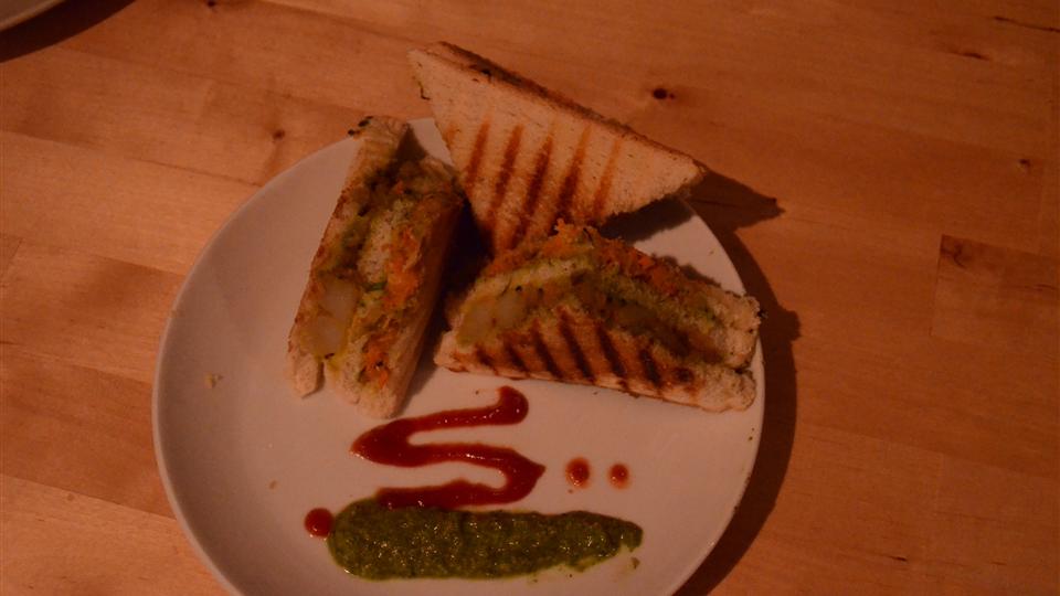 Vegetable Grill Sandwich